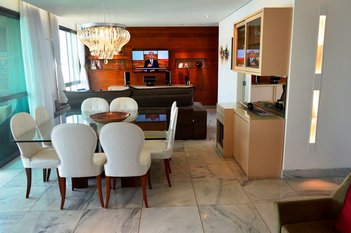 apartment em Rua Rodrigo Otávio Coutinho, Belvedere - Belo Horizonte - MG