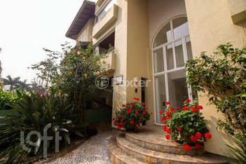 apartment em Rua Laurindo Januário da Silveira, Lagoa da Conceição - Florianópolis - SC