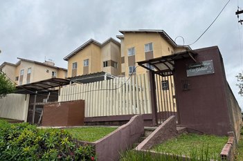 apartment em Rua Ailton Luíz Nodari, São Gabriel - Colombo - PR