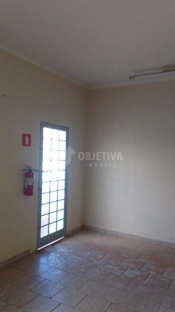 office em Rua Tenente Virmondes, Centro - Uberlândia - MG
