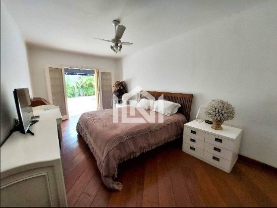 casa térrea à venda no miolo da granja quarto