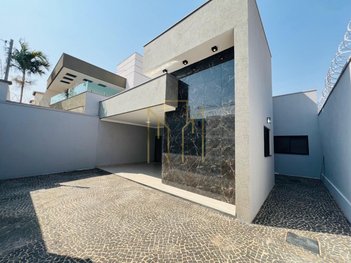 house em Rua Santa Fé, Novo Mundo - Uberlândia - MG