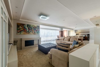 apartment em Rua Engenheiro Teixeira Soares, Boa Vista - Porto Alegre - RS