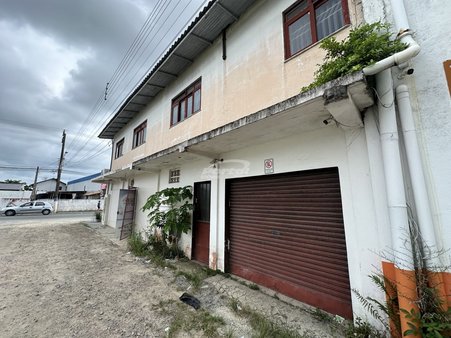 Cômodo Condomínio