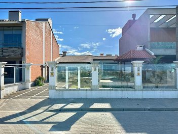 house em Avenida Noiva do Mar, Centro - Xangri-Lá - RS