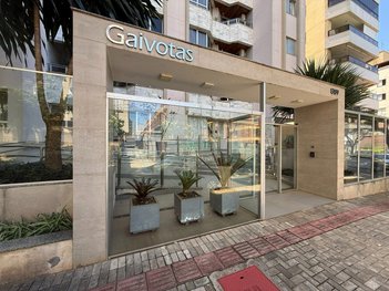 apartment em Avenida Rio de Janeiro, Centro - Londrina - PR