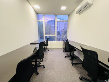 business em General Artigas, Leblon - Rio de Janeiro - RJ