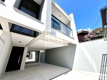 house em Virgilino Ferreira de Souza, Barreiros - São José - SC