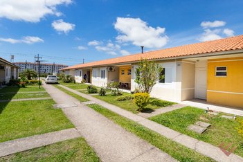 house em Avenida Prefeito Ary Alcântara, Areal - Pelotas - RS
