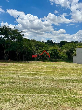 land_lot em Rua Salvador Caruso Orlando, Medeiros - Jundiaí - SP