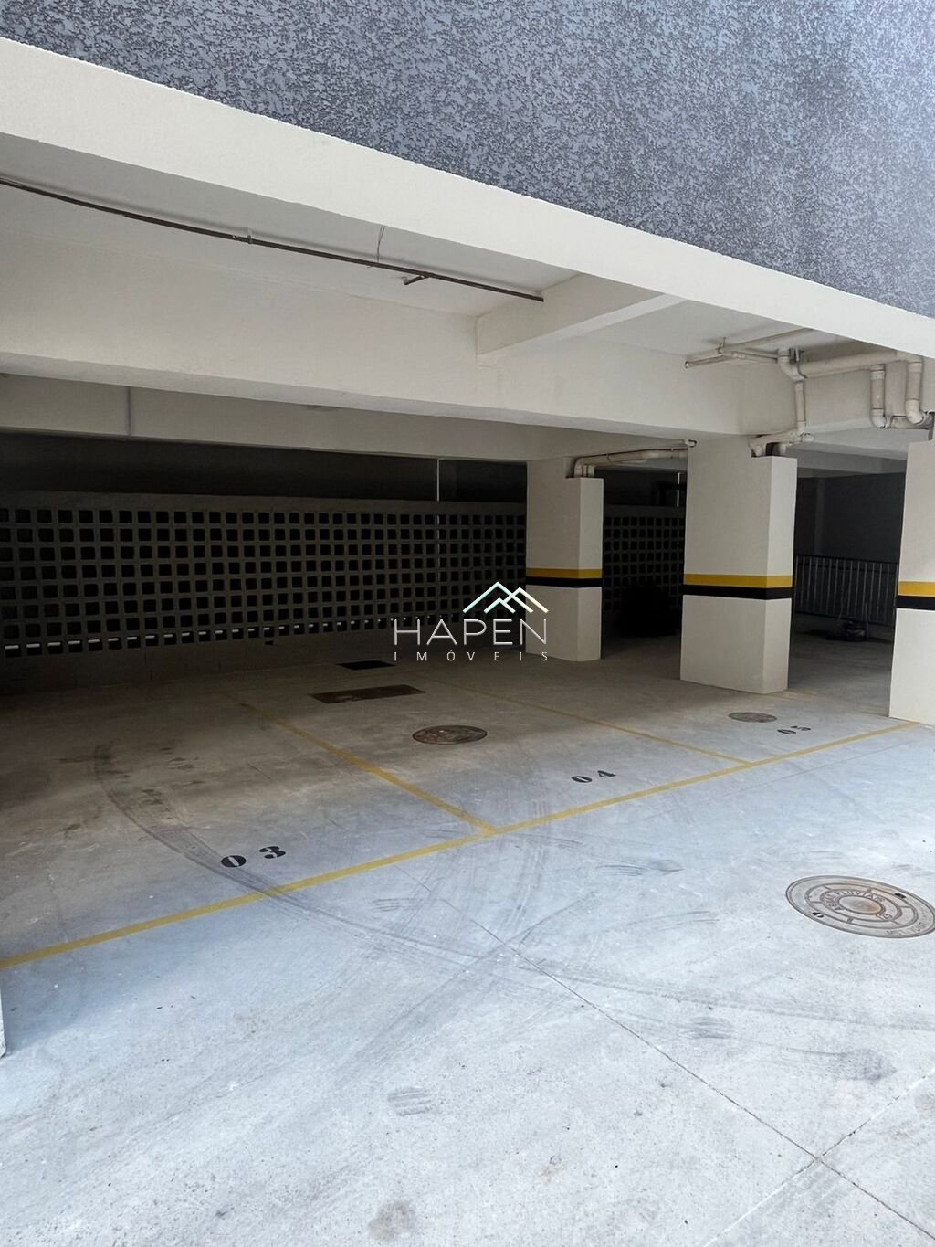 04_garagem.jpeg