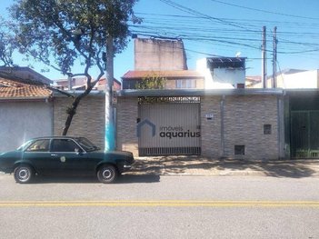 house em Rua Antônio Boarini, Jardim Torrão de Ouro - São José dos Campos - SP