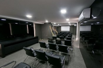 office em Avenida Assis Brasil, São Sebastião - Porto Alegre - RS