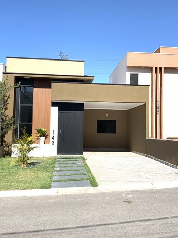 house em Rua Mário Jacintho da Silva, Residencial Vila Romana - Pindamonhangaba - SP