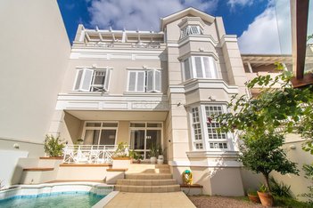 house em Licínio Cardoso, Chácara das Pedras - Porto Alegre - RS