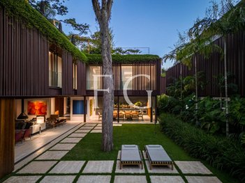 house em Avenida Roberto Lorenz, Jardim Guedala - São Paulo - SP