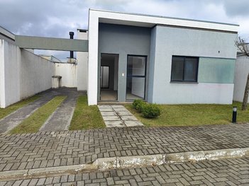 house em Rua Rose Cléia Moreira Dombrowski, Ipê - São José dos Pinhais - PR