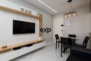 apartment em Avenida Nossa Senhora de Copacabana, Copacabana - Rio de Janeiro - RJ