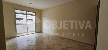 apartment em Rua Iguaçu, Nossa Senhora das Graças - Uberlândia - MG