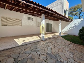 house em Rua Joviano Albano Carvalho Sardinha, Residencial Colina do Espraiado - Franca - SP