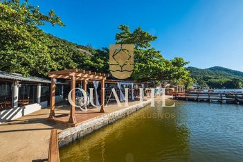 house em Avenida Afonso Delambert Neto, Lagoa da Conceição - Florianópolis - SC