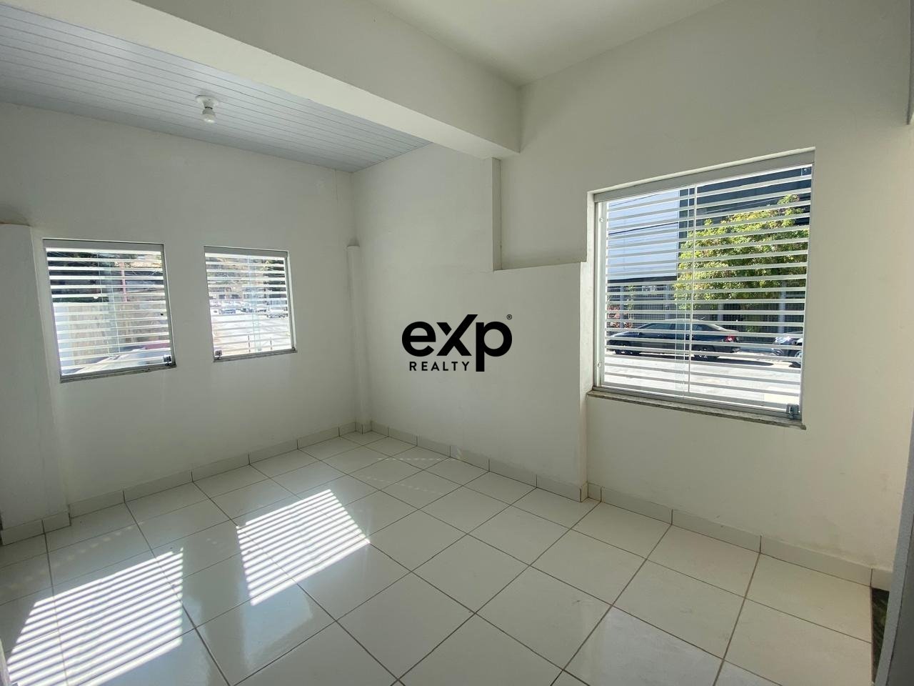 75ddec6a-9a57-4c66-b3bc-fac2567fee50