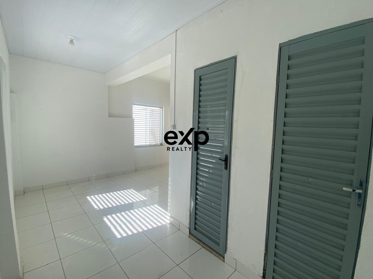 5c8548ab-1f43-4d36-8643-e70a4aa92803