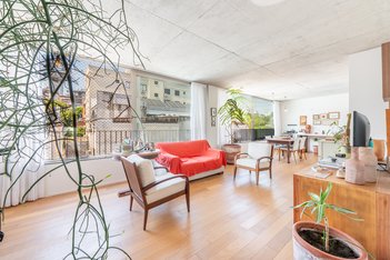 apartment em Rua Eudoro Berlink, Auxiliadora - Porto Alegre - RS