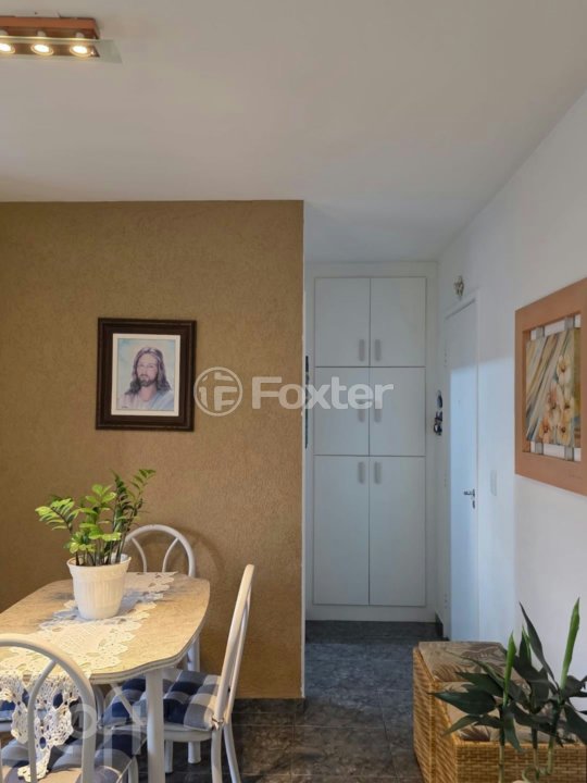 2af8f182