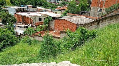 land_lot em Rua Farmacêutico Marinho Giovannini, São Damião - Juiz de Fora - MG