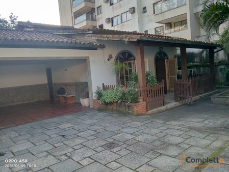 Cômodo Condomínio