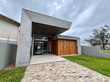 house em Rua Rio Carreiro, Centro - Xangri-Lá - RS