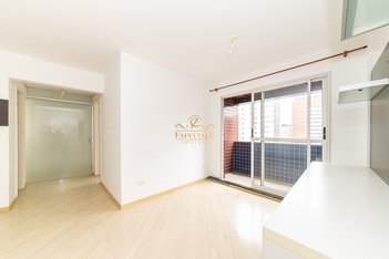 apartment em Avenida Silva Jardim, Água Verde - Curitiba - PR