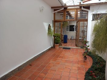 office em Rua Montecaseros, Centro - Petrópolis - RJ