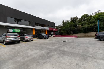 business em Avenida Desembargador Hugo Simas, Bom Retiro - Curitiba - PR