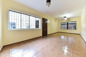 house em Rua Santana, Paulicéia - São Bernardo do Campo - SP