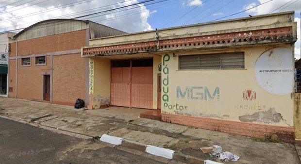 Cômodo Condomínio