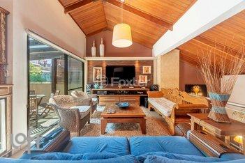 apartment em Rua Luzitana, Higienópolis - Porto Alegre - RS