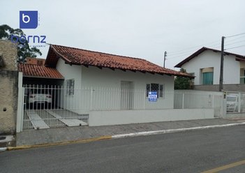 house em Rua Castelo Branco, Centro - Camboriú - SC