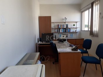 office em Cristóvão Colombo, Moinhos de Vento - Porto Alegre - RS