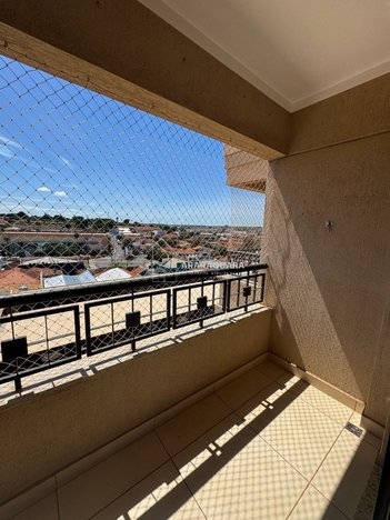 apartment em Rua Dona Maria Janasi Biagioni, Centro - Araraquara - SP