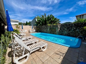 house em Baraúna, Itacorubi - Florianópolis - SC