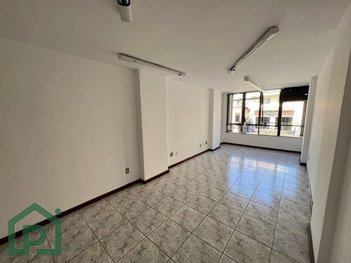 office em Avenida Alberto Braune, Centro - Nova Friburgo - RJ