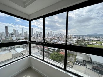 apartment em Avenida do Estado Dalmo Vieira, Centro - Balneário Camboriú - SC