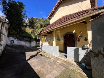 house em Servidão José Prata, Simeria - Petrópolis - RJ
