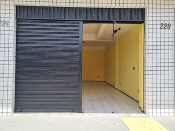 business em Rua Mato Grosso, Panamericano - Fortaleza - CE
