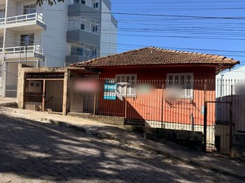 house em Rua Pinto Bandeira, Rio Branco - Caxias do Sul - RS