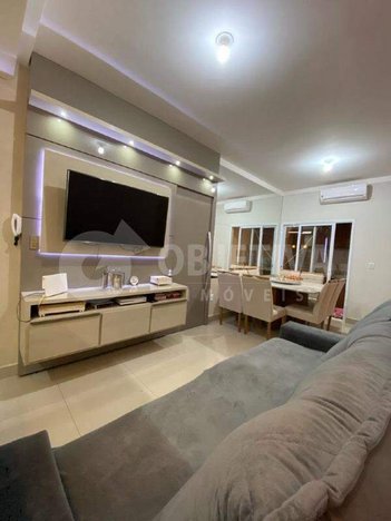 apartment em Rua Quebec, Novo Mundo - Uberlândia - MG
