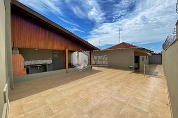 house em Avenida 31, Baroni - Barretos - SP