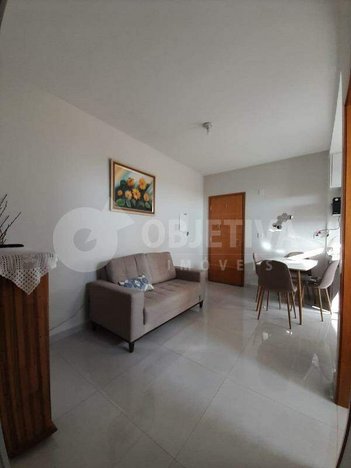 apartment em Avenida Estrêla do Sul, Osvaldo Rezende - Uberlândia - MG